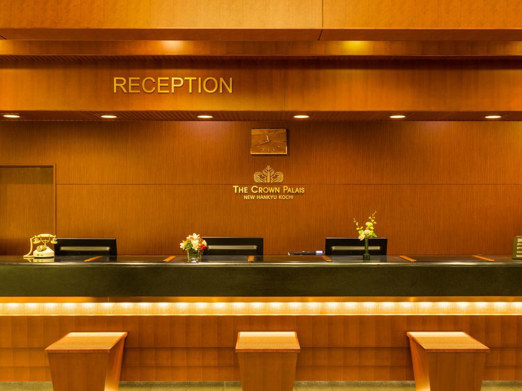 The Crown Palais New Hankyu Kochi Exterior foto